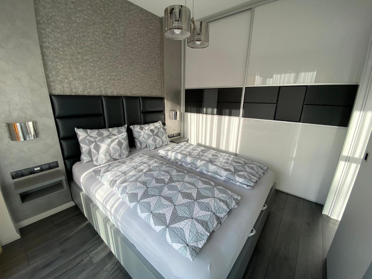Noir Silvery Apartman Szegedin Exterior foto